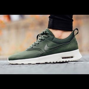 Air Max Thea Dark Green Leather